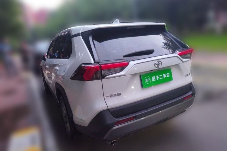 Used Toyota RAV4 2021 2.0L CVT Two-Wheel Drive Fashion PLUS Edition Rear Left 45 Deg