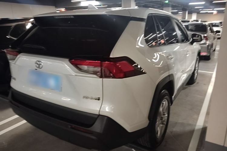 Used Toyota RAV4 2021 2.0L CVT Two-Wheel Drive Urban Edition Rear Right 45 Deg