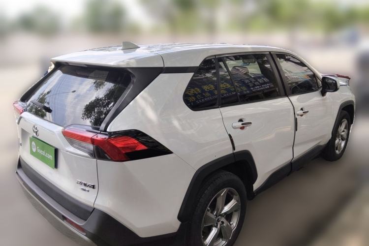 Used Toyota RAV4 2021 2.0L CVT 4x4 Style PLUS Edition Rear Right 45 Deg