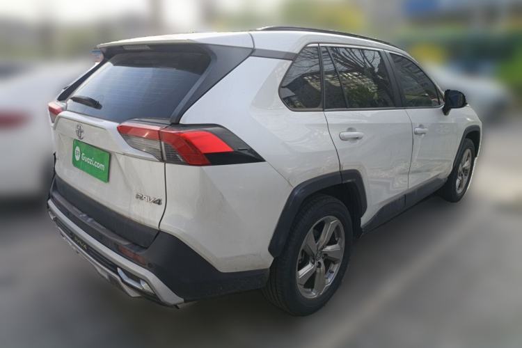 Used Toyota RAV4 2021 2.0L CVT Two-Wheel Drive Fashion Edition Rear Right 45 Deg