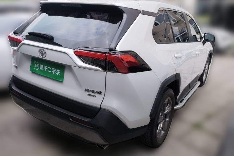 Used Toyota RAV4 2021 2.0L CVT 4x4 Style PLUS Edition Rear Right 45 Deg