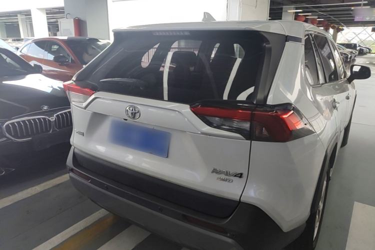 Used Toyota RAV4 2021 2.0L CVT 4x4 Trend Edition Rear Right 45 Deg