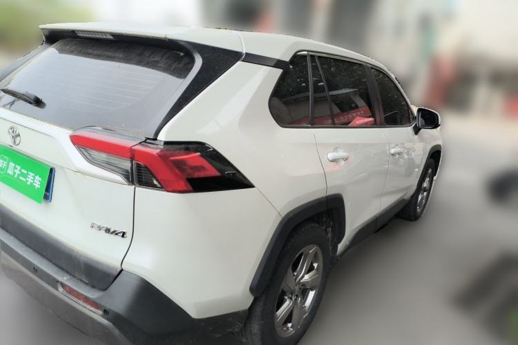 Used Toyota RAV4 2021 2.0L CVT Two-Wheel Drive Prestige Edition Rear Right 45 Deg