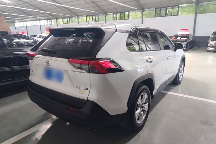 Used Toyota RAV4 2021 2.0L CVT Two-Wheel Drive Urban Edition Rear Right 45 Deg