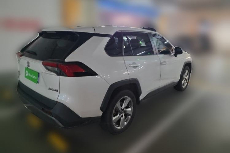 Used Toyota RAV4 2021 2.0L CVT Two-Wheel Drive Fashion PLUS Edition Rear Right 45 Deg