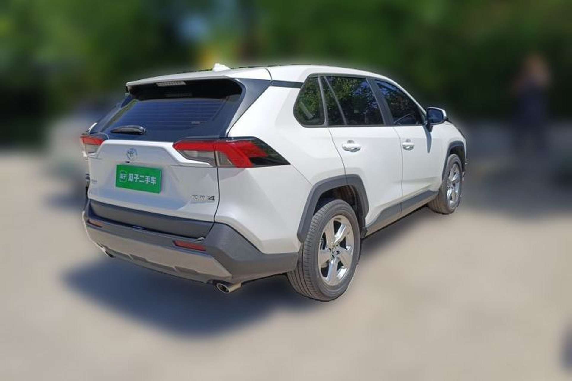 Used Toyota RAV4 2021 2.0L CVT Two-Wheel Drive Fashion Edition Rear Right 45 Deg