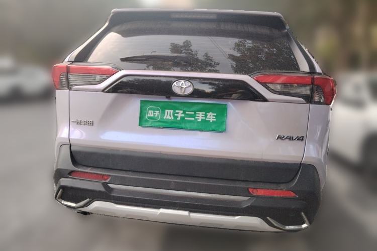 Used Toyota RAV4 2021 2.0L CVT Two-Wheel Drive Fashion PLUS Edition Rear