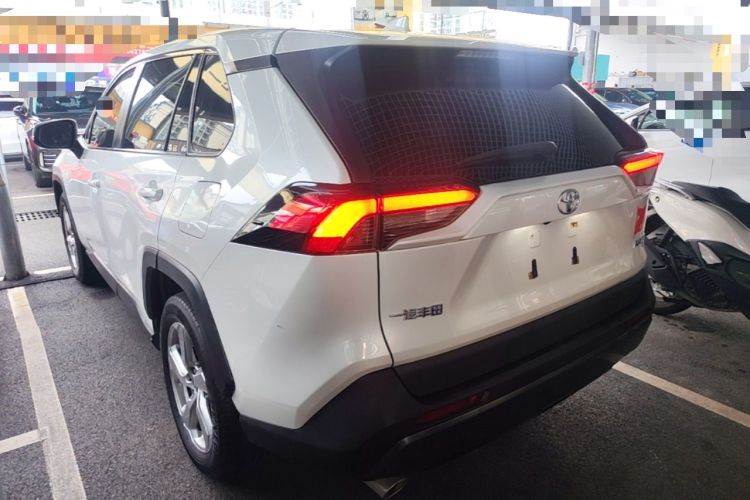 Used Toyota RAV4 2021 2.0L CVT Two-Wheel Drive Fashion PLUS Edition Rear