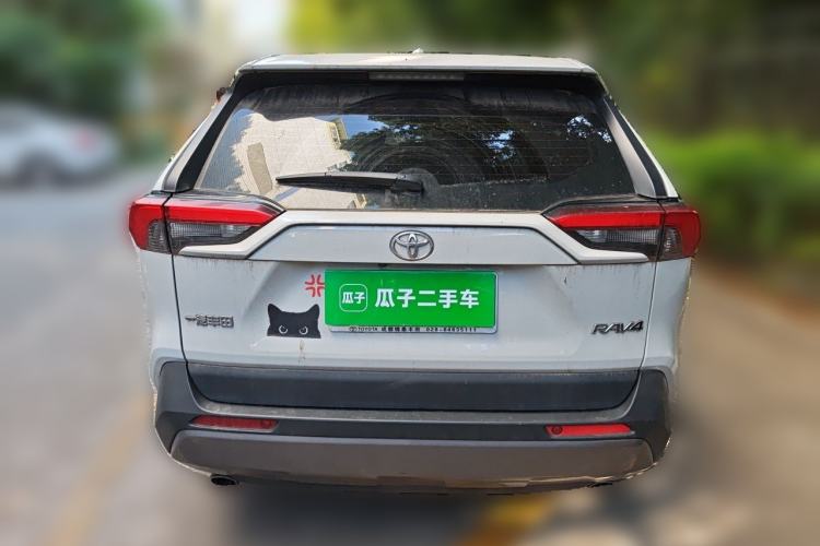Used Toyota RAV4 2021 2.0L CVT Two-Wheel Drive Fashion PLUS Edition Rear