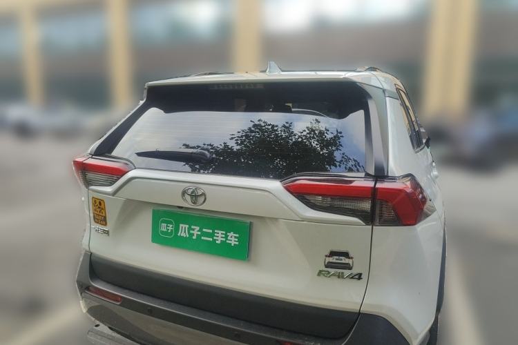 Used Toyota RAV4 2021 2.0L CVT Two-Wheel Drive Fashion PLUS Edition Rear