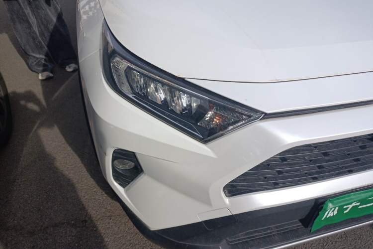 Used Toyota RAV4 2021 2.0L CVT Two-Wheel Drive Fashion PLUS Edition Right Front Headlight