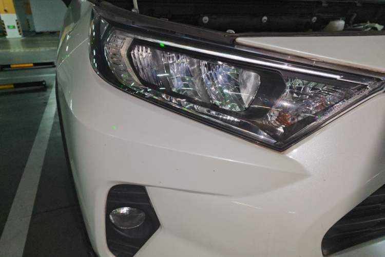 Used Toyota RAV4 2021 2.0L CVT Two-Wheel Drive Fashion PLUS Edition Right Front Headlight