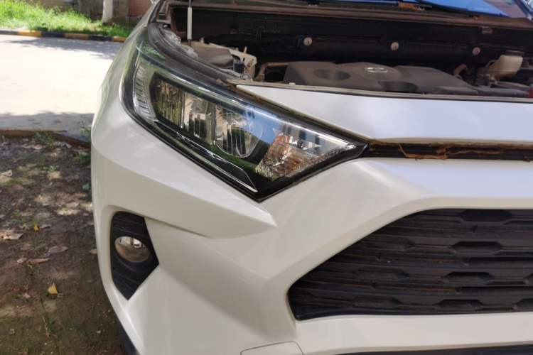 Used Toyota RAV4 2021 2.0L CVT Two-Wheel Drive Fashion PLUS Edition Right Front Headlight