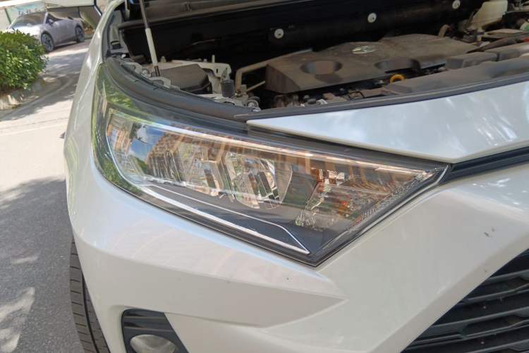 Used Toyota RAV4 2021 2.0L CVT Two-Wheel Drive Fashion PLUS Edition Right Front Headlight