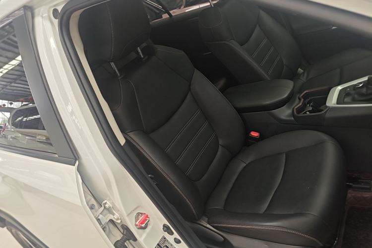 Used Toyota RAV4 2021 Dual-Engine 2.5L E-CVT Four-Wheel Drive Elite PLUS Edition Right Front Seat