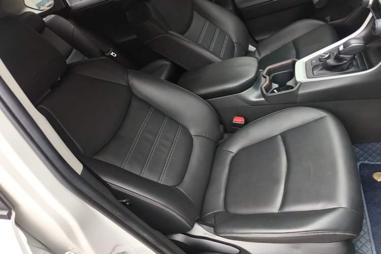Used Toyota RAV4 2021 Revised Version Dual-Motor Hybrid 2.5L E-CVT 4x4 Elite PLUS Edition Right Front Seat