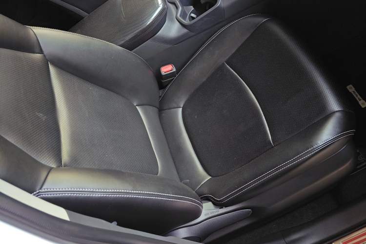 Used Toyota RAV4 2021 2.0L CVT Two-Wheel Drive Fashion Edition Right Front Seat
