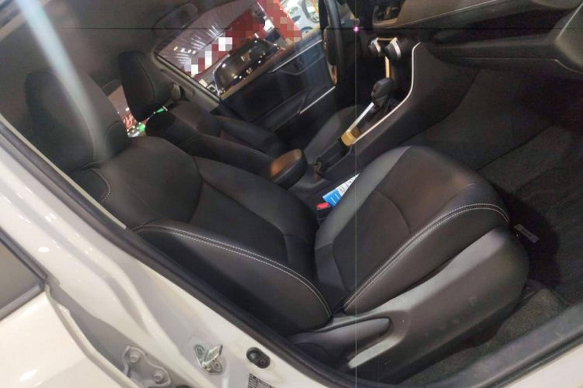 Used Toyota RAV4 2021 2.0L CVT Two-Wheel Drive Urban Edition Right Front Seat