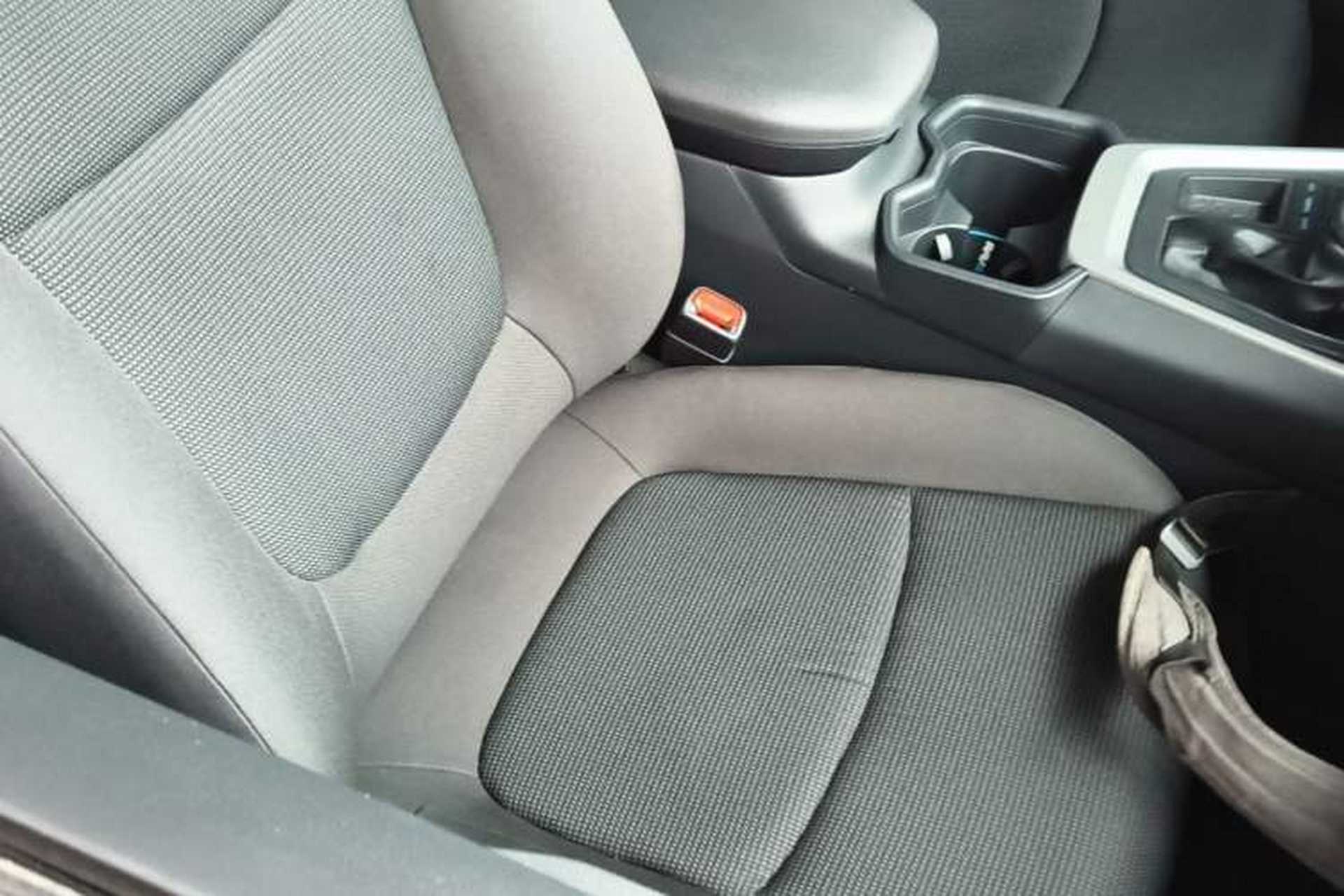 Used Toyota RAV4 2021 2.0L CVT Two-Wheel Drive Urban Edition Right Front Seat