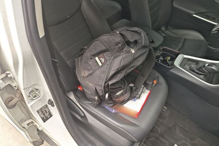 Used Toyota RAV4 2021 2.0L CVT Two-Wheel Drive Fashion PLUS Edition Right Front Seat