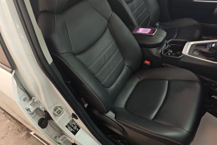 Used Toyota RAV4 2021 2.0L CVT Two-Wheel Drive Fashion PLUS Edition Right Front Seat