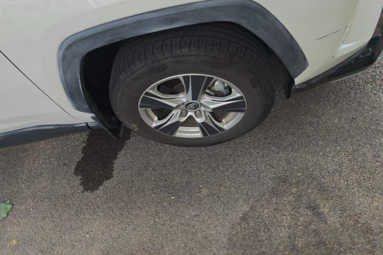 Used Toyota RAV4 2021 2.0L CVT Two-Wheel Drive Urban Edition Right Front Wheel Hub