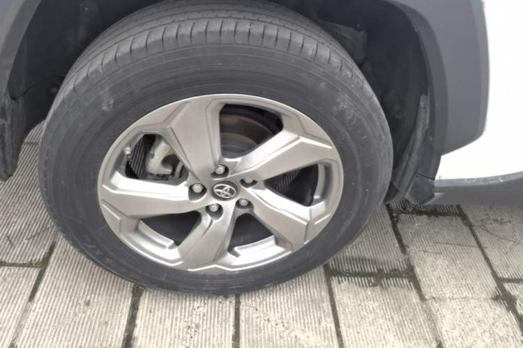 Used Toyota RAV4 2021 2.0L CVT Two-Wheel Drive Fashion PLUS Edition Right Rear Wheel Hub