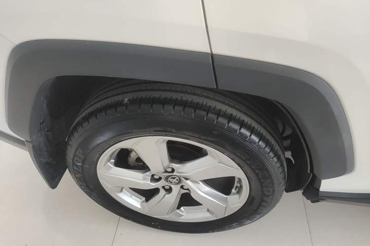 Used Toyota RAV4 2021 2.0L CVT Two-Wheel Drive Fashion PLUS Edition Right Rear Wheel Hub