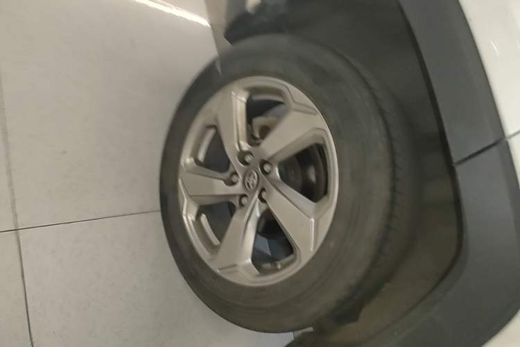 Used Toyota RAV4 2021 2.0L CVT Two-Wheel Drive Fashion PLUS Edition Right Rear Wheel Hub