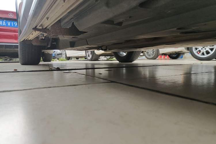 Used Toyota RAV4 2021 2.0L CVT Two-Wheel Drive Fashion PLUS Edition Right Side Sill