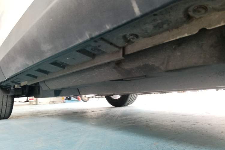 Used Toyota RAV4 2021 2.0L CVT Two-Wheel Drive Fashion PLUS Edition Right Side Sill