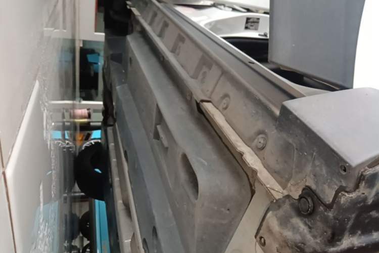 Used Toyota RAV4 2021 2.0L CVT Two-Wheel Drive Fashion Edition Right Side Sill