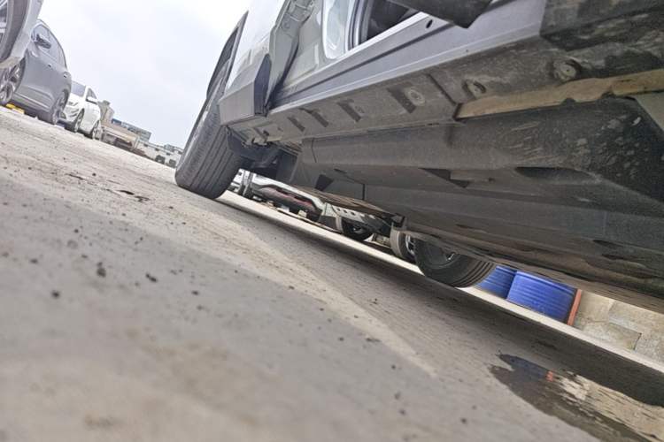 Used Toyota RAV4 2021 2.0L CVT Two-Wheel Drive Fashion PLUS Edition Right Side Sill