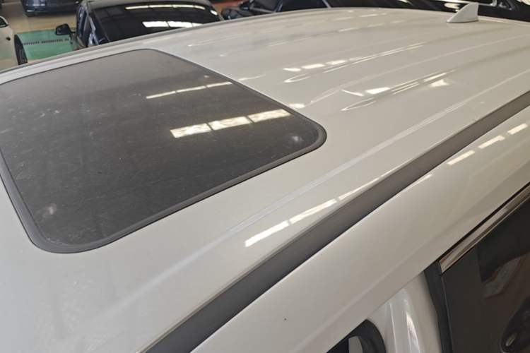 Used Toyota RAV4 2021 2.0L CVT Two-Wheel Drive Fashion PLUS Edition Roof