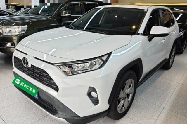 Used Toyota RAV4 2021 2.0L CVT Two-Wheel Drive Fashion Edition