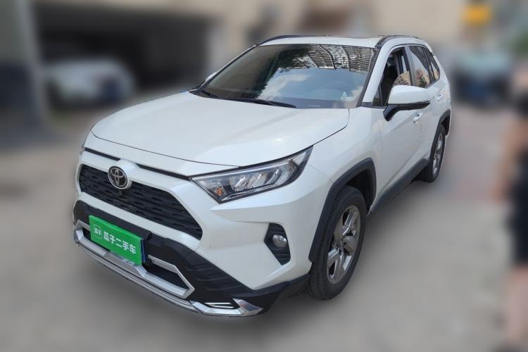 Used Toyota RAV4 2021 2.0L CVT Two-Wheel Drive Fashion Edition Guazi used car, China used car export, Used car for sale, Used  cars, Cheapest cars for sale