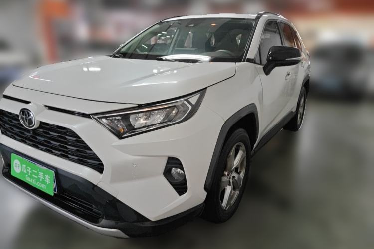 Gebrauchter Toyota RAV4 2021 2.0L CVT Two-Wheel Drive Fashion PLUS Edition Guazi used car, China used car export, Used car for sale, Used  cars, Cheapest cars for sale