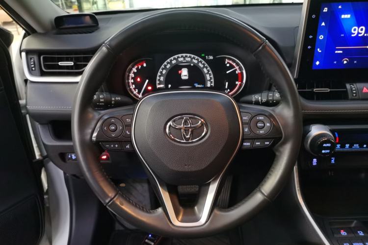 Used Toyota RAV4 2021 2.0L CVT Two-Wheel Drive Fashion PLUS Edition Steering Wheel