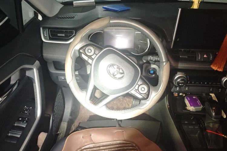 Used Toyota RAV4 2021 2.0L CVT Two-Wheel Drive Fashion PLUS Edition Steering Wheel