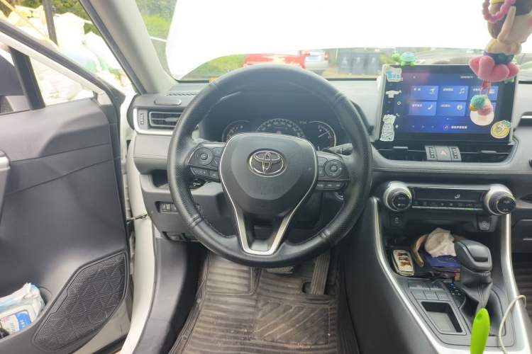 Used Toyota RAV4 2021 2.0L CVT Two-Wheel Drive Fashion Edition Steering Wheel