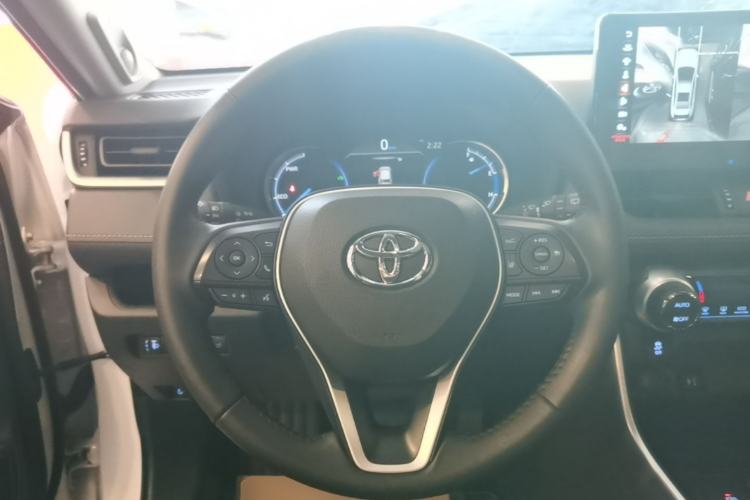 Used Toyota RAV4 2021 Revised Version Dual-Motor Hybrid 2.5L E-CVT Two-Wheel Drive Elite Edition Steering Wheel