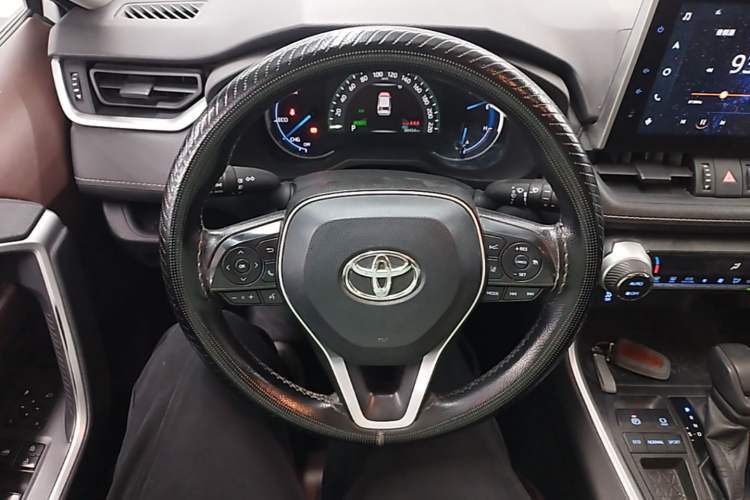 Used Toyota RAV4 2021 Dual-Engine 2.5L E-CVT Two-Wheel Drive Elite Edition Steering Wheel