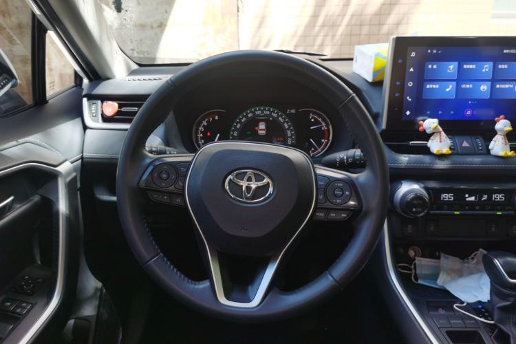Used Toyota RAV4 2021 2.0L CVT Two-Wheel Drive Fashion PLUS Edition Steering Wheel