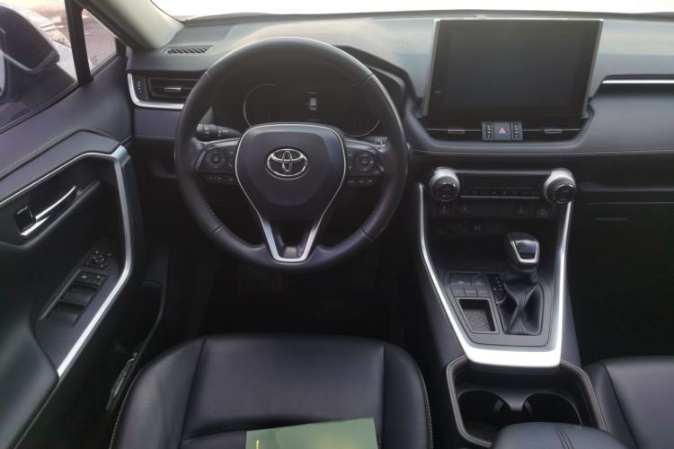 Used Toyota RAV4 2021 2.0L CVT Two-Wheel Drive Fashion PLUS Edition Steering Wheel