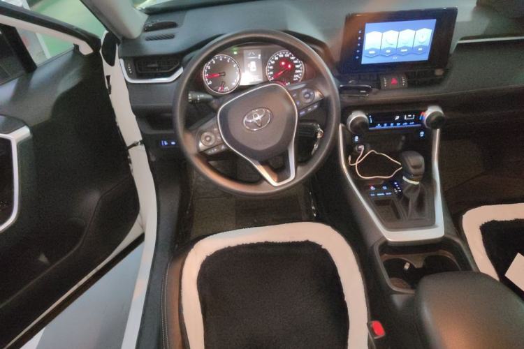 Used Toyota RAV4 2021 2.0L CVT Two-Wheel Drive Urban Edition Steering Wheel