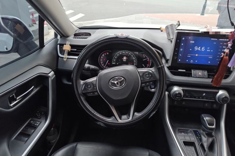 Used Toyota RAV4 2021 2.0L CVT Two-Wheel Drive Fashion PLUS Edition Steering Wheel