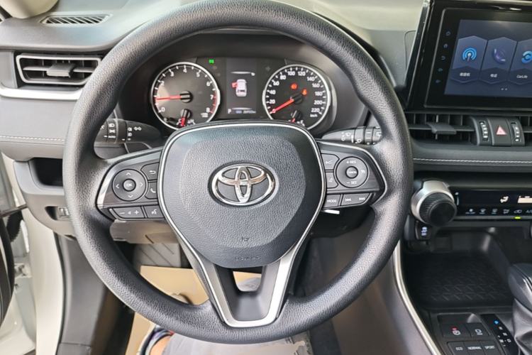 Used Toyota RAV4 2021 2.0L CVT Two-Wheel Drive Urban Edition Steering Wheel
