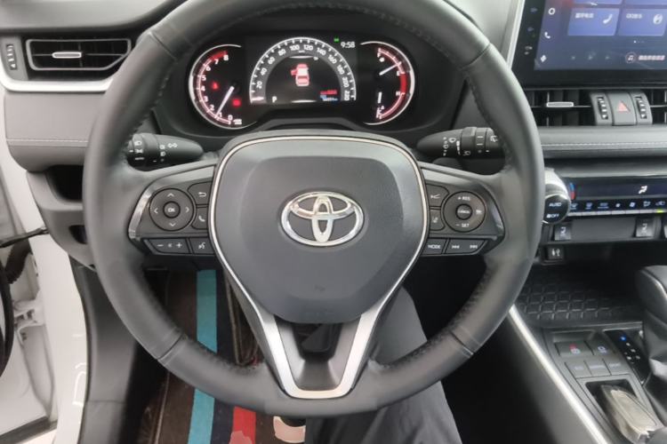Used Toyota RAV4 2021 2.0L CVT Two-Wheel Drive Fashion PLUS Edition Steering Wheel