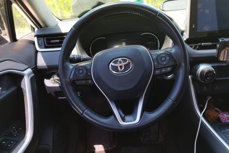 Used Toyota RAV4 2021 2.0L CVT Two-Wheel Drive Fashion PLUS Edition Steering Wheel