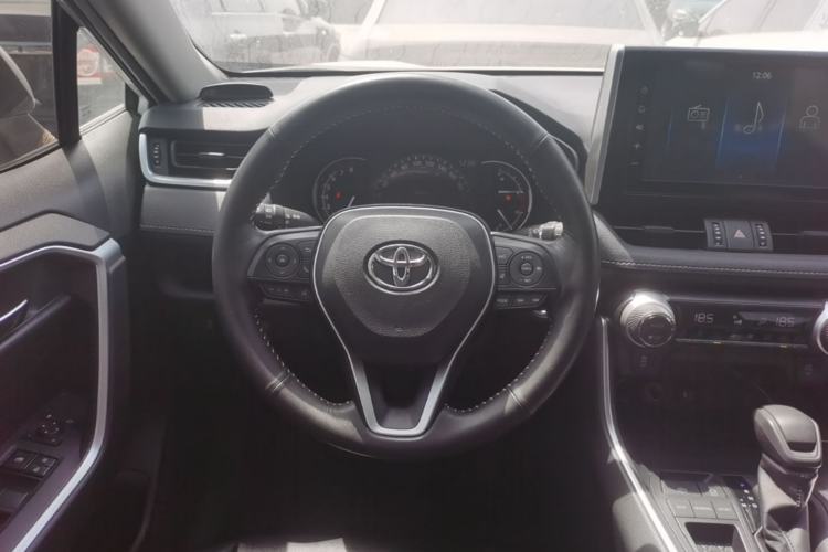 Used Toyota RAV4 2021 2.0L CVT Two-Wheel Drive Fashion PLUS Edition Steering Wheel
